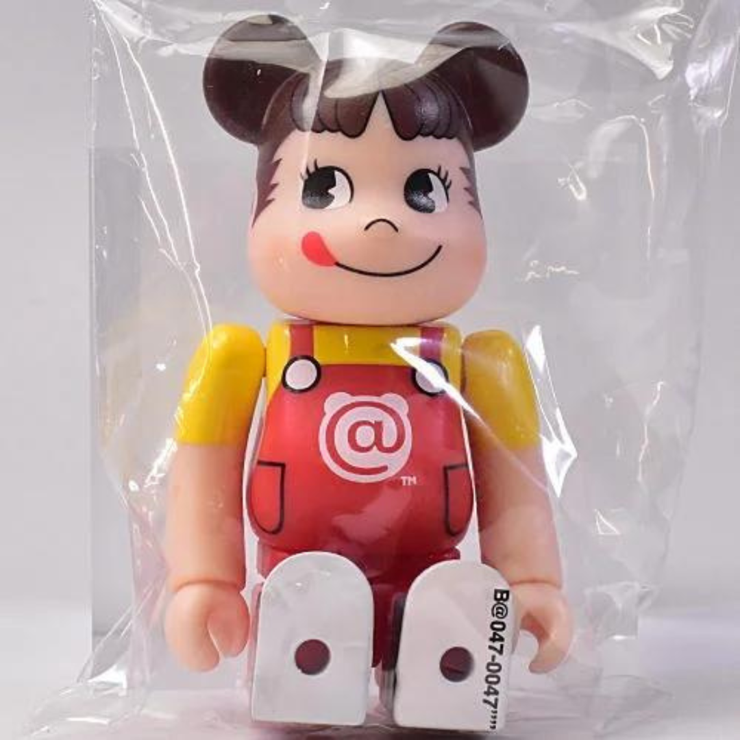 BE@RBRICK - Bearbrick Series 47 - Super Secret Rare 16. Fujiya Peko chan