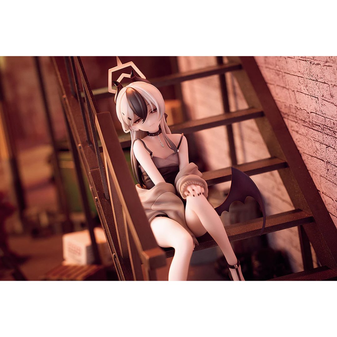 Blue Archive - 1/7 Scale Figure - Kayoko (Dress): Memorial Lobby Ver.  [PRE-ORDER] (RELEASE SEP26)