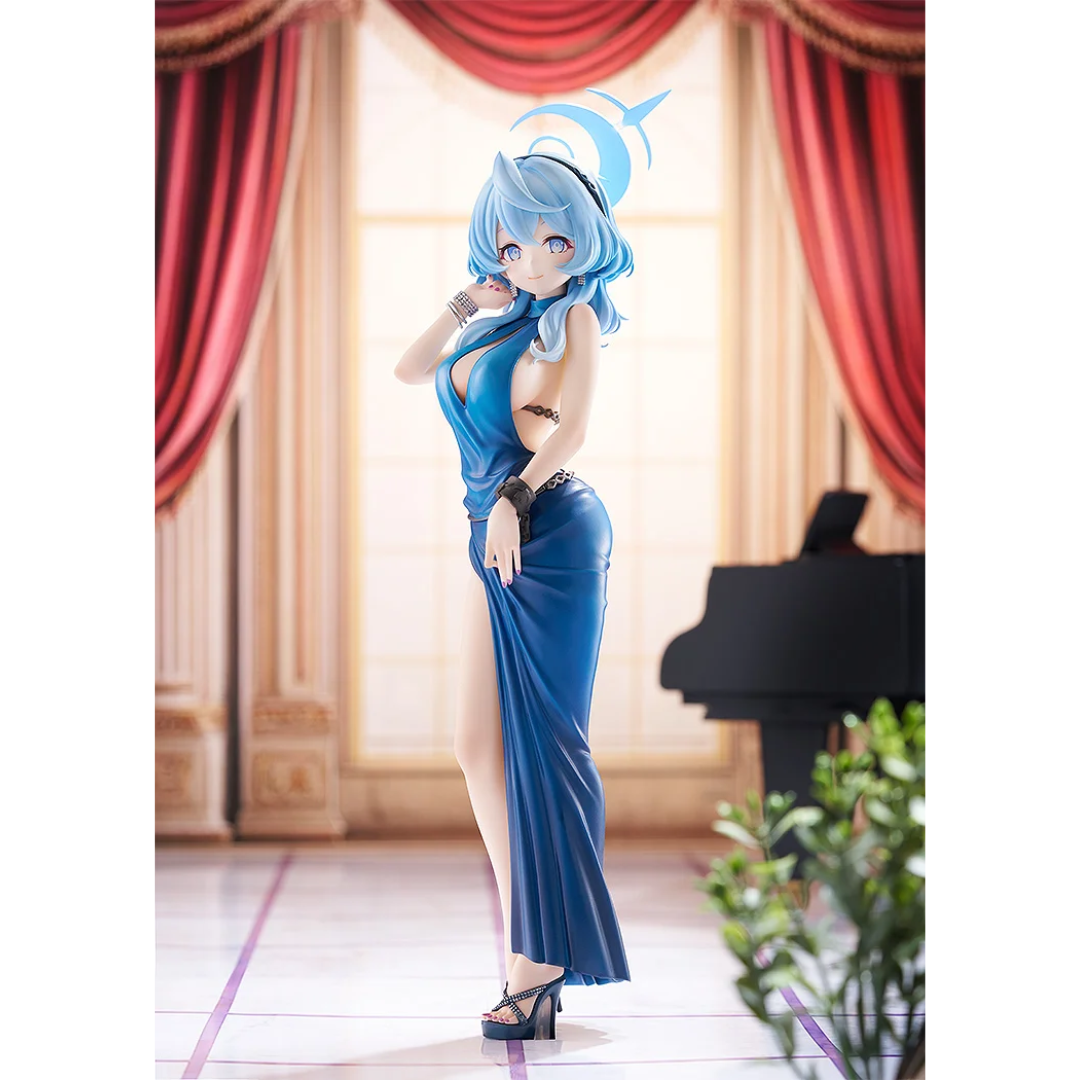 blue archive ako dress BLUE ARCHIVE Student Spotlight: AKO (DRESS) Analysis, Guide and Tips