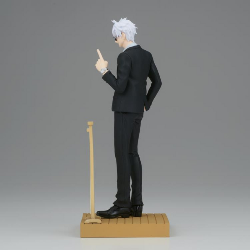 Diorama Figure Satoru Gojo (Suit Ver.)