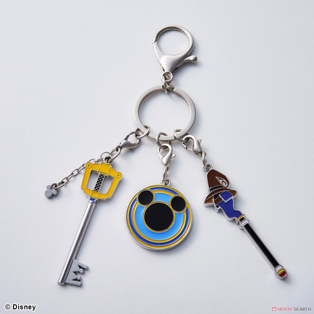 Kingdom Hearts - Metal Keychain - Kingdom Key / Mage's Staff / Knight's Shield [PRE-ORDER] (RELEASE DEC26)